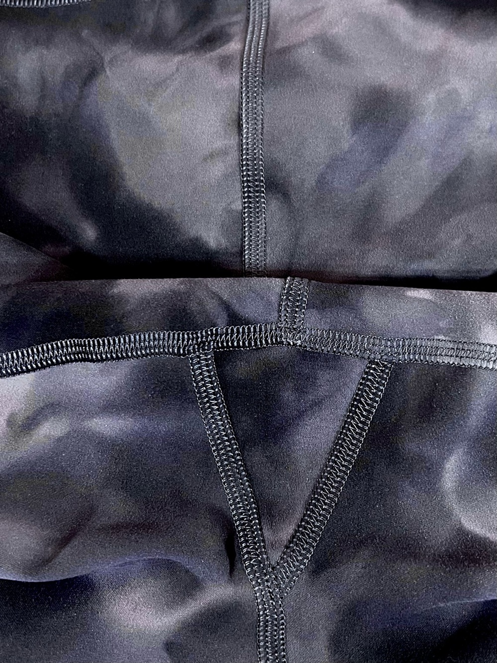 Lululemon Wunder Train High-Rise Tight 25" - Picture 6 of 12